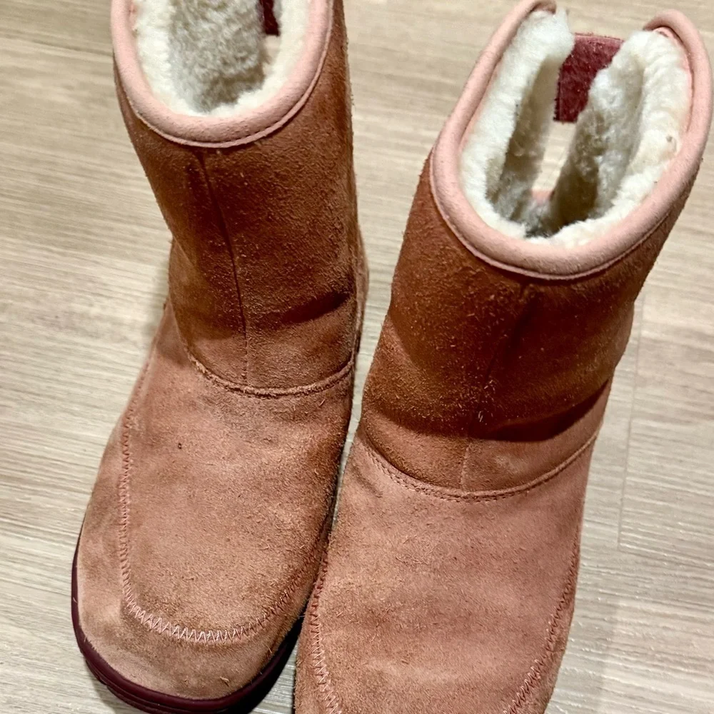 L.L. Bean Kids' Suede Boots - soft cayenne size 3